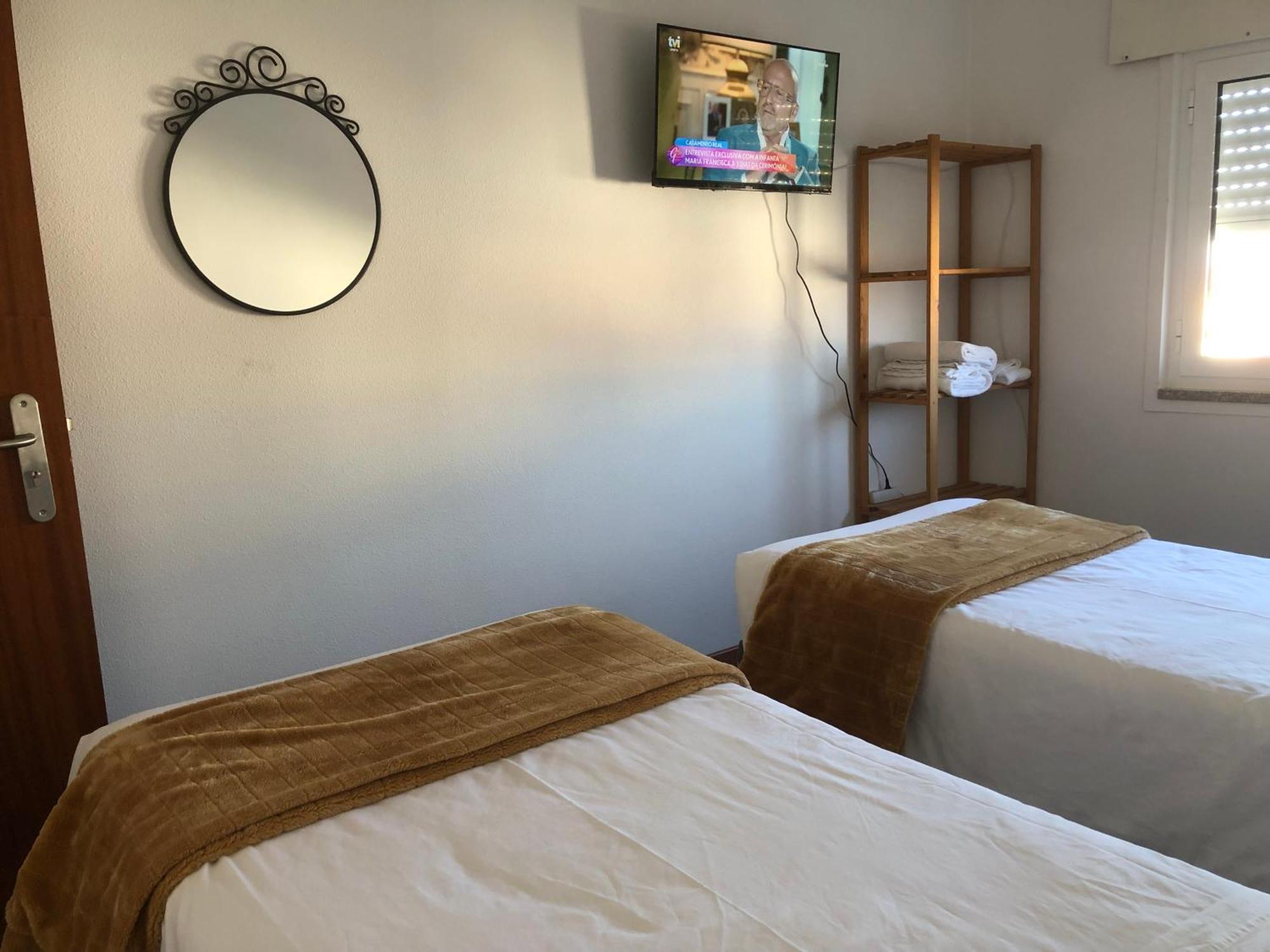 Santiago Guesthouse Aveiro Luaran gambar